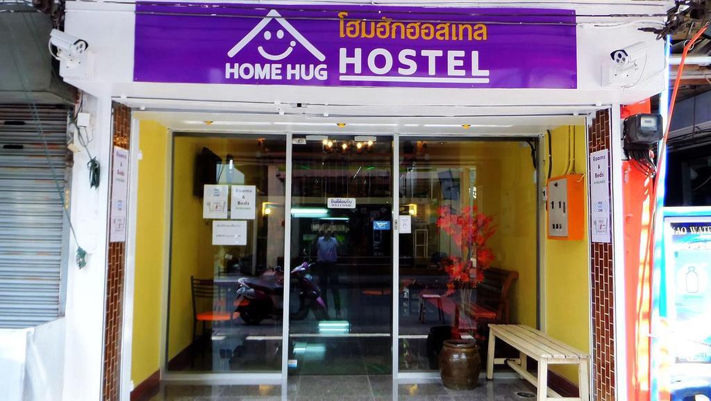 Home Hug Hostel (Adults Only) Банкок Екстериор снимка